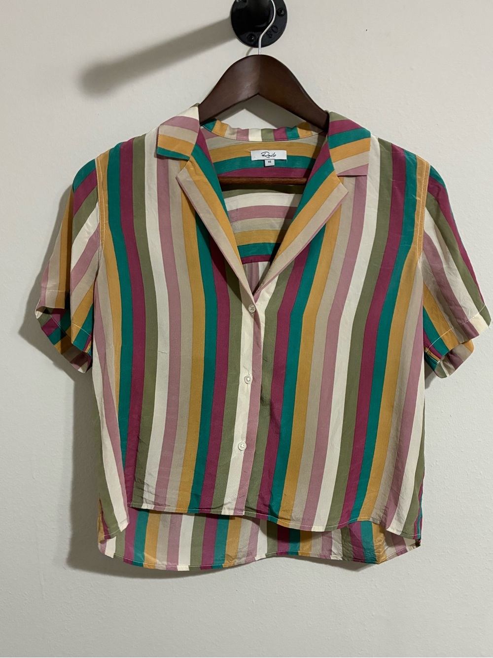 Rails Maui Farrah Stripe 100% Silk Button Front Shirt XS Colorful Stripe Blouse
